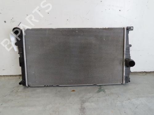 Radiateur à eau BMW 1 (F20) 118 d (150 hp) 17738252