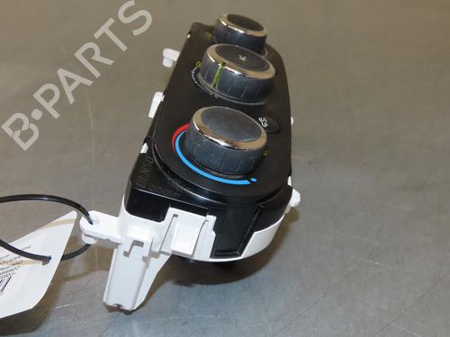 Climate control RENAULT CAPTUR I (J5_, H5_) 0.9 TCe 90 | BP29846460I5 - Image 8