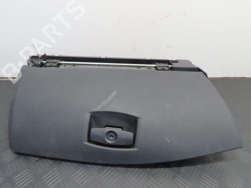 Used Glove box BMW 5 (E60) 525 d (197 hp) 22366617