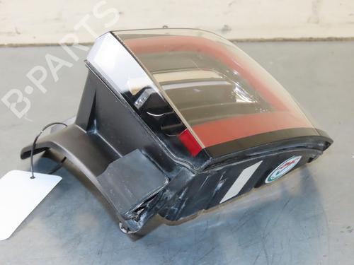Right taillight TESLA MODEL Y (5YJY) EV All-wheel Drive | BP26310625C35  - Image 9