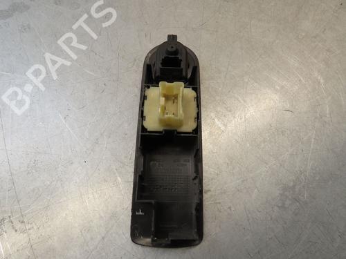 Used Left front window switch RENAULT CLIO IV (BH_) 1.5 dCi 75 (75 hp) 24817528