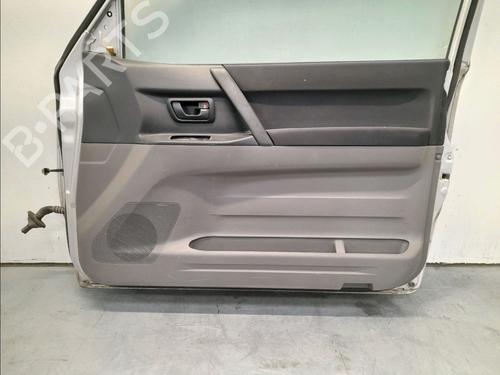 Right front door MITSUBISHI PAJERO III (V7_W, V6_W) 3.2 Di-D (V68W) | BP15722216C3 