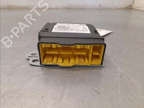 Used ECU airbags ECU airbags MERCEDES-BENZ A-CLASS (W176) A 200 CDI / d 4-matic (176.002) (136 hp) 33744708 33744708