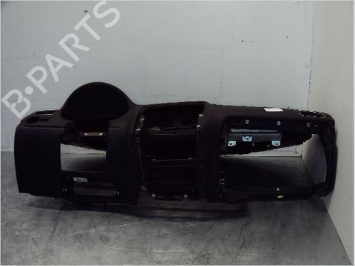 Used Dashboard VW POLO V (6R1, 6C1) 1.6 TDI (90 hp) 9410694