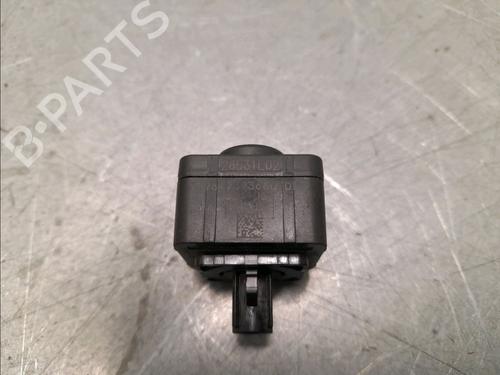 Used Camera Camera PEUGEOT 5008 III (KA_, KB_, KC_) e-210 (213 hp) 32768702 32768702