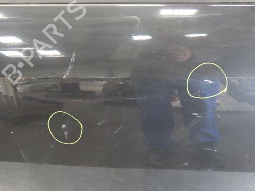 Used Right front door Right front door 17729798 17729798