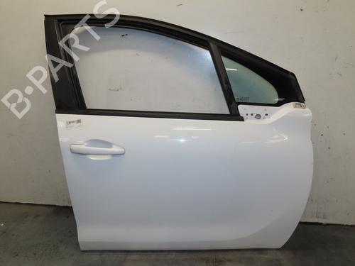 right-front-door-peugeot-208-i-ca_-cc_-2012-2013-2014-2015-2016-2017-2018-2019-2020-2021-35747485 main image