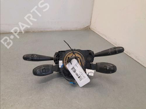 Mando intermitentes / limpia Mando intermitentes / limpia PEUGEOT 5008 (0U_, 0E_) 1.6 HDi (112 hp) 36244853 36244853