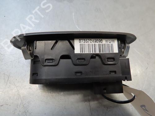 Left front window switch FIAT 500e (332_) Elektro 3+1 (FA1) | BP36486920I27 - Image 2