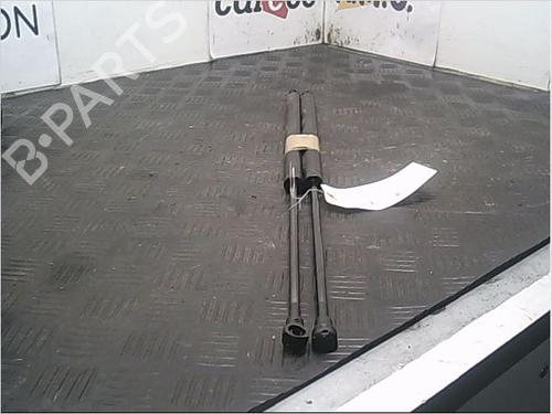Used Tailgate lift support CITROËN SAXO (S0, S1) 1.5 D (58 hp) 14857604