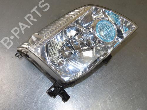 Right headlight NISSAN X-TRAIL I (T30) 2.2 dCi 4x4 | BP17133861C29 