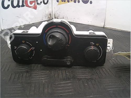 Commande Chauffage RENAULT CLIO III (BR0/1, CR0/1) 1.5 dCi (75 hp) 9404123