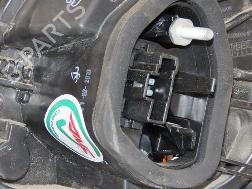 Used Left taillight PEUGEOT 208 I (CA_, CC_) 1.2 VTi 68 / PureTech 68 (68 hp) 28504352