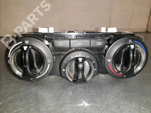 Used Climate control PEUGEOT 208 I (CA_, CC_) 1.6 HDi (92 hp) 12116685