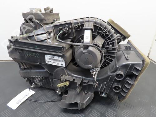 Used Heater matrix box RENAULT TWINGO III (BCM_, BCA_) 1.0 SCe 70 (BCMB) (69 hp) 22366190