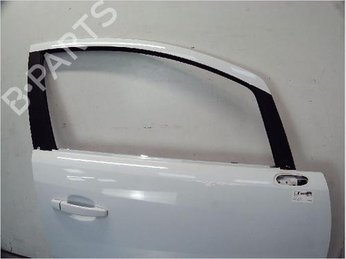 Used Right front door OPEL CORSA D (S07) 1.4 (L08, L68) (100 hp) 10701202