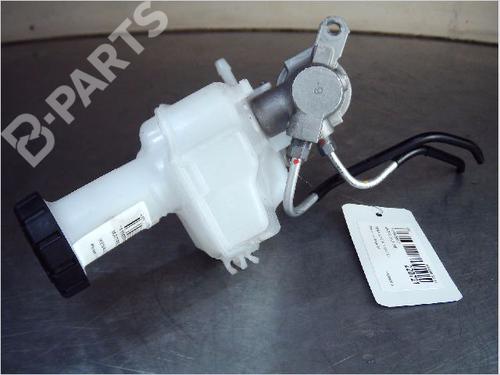 Brake master cylinder RENAULT CLIO V (B7_) 1.0 TCe 90 (B7MT) | BP10113854M77 