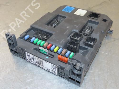 Fuse box CITROËN C3 Picasso (SH_) 1.6 HDi | BP17729757E1 