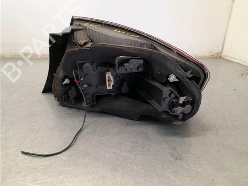 Used Left taillight Left taillight PEUGEOT 407 (6D_) 1.6 HDi 110 (6D9HZC, 6D9HYC) (109 hp) 33059261 33059261