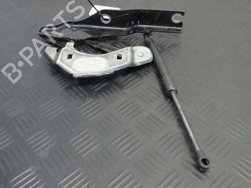 Used Hinge/Door check strap AUDI A1 (8X1, 8XK) 1.2 TFSI (86 hp) 19133021