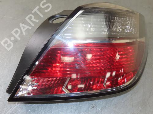 Used Right taillight OPEL ASTRA H GTC (A04) 1.9 CDTi 16V (L08) (120 hp) 22367901