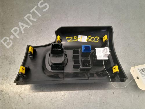 Comando specchietti CITROËN C3 III (SX) 1.2 PureTech 82 | BP32333139I25