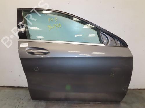 Used Right front door Right front door MERCEDES-BENZ A-CLASS (W176) A 180 CDI / d (176.012) (109 hp) 40517321 40517321