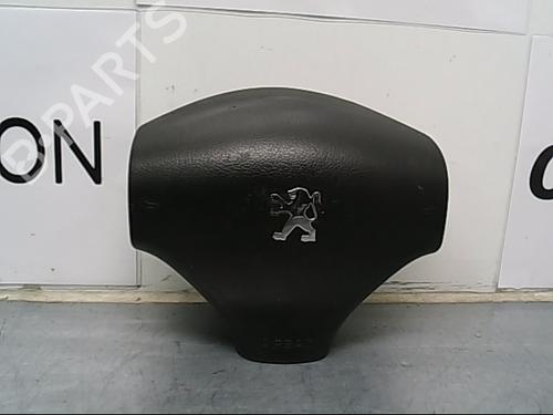 Used Driver airbag PEUGEOT 206 Hatchback (2A/C) 1.1 i (60 hp) 23158309