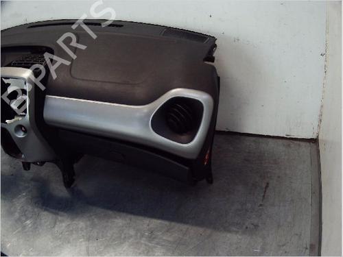Dashboard CITROËN C1 II (PA_, PS_) 1.0 VTi 68 (69 hp) 11131226