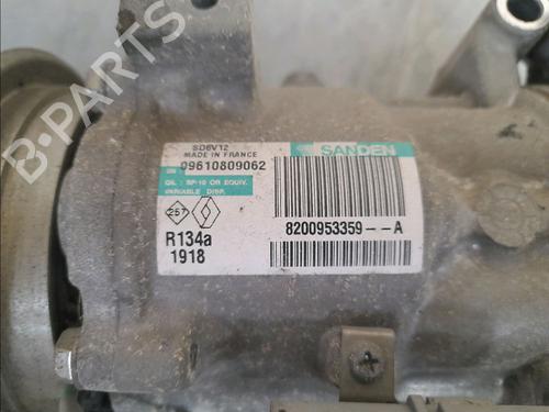 Used AC compressor RENAULT CLIO III (BR0/1, CR0/1) 1.5 dCi (BR17, CR17) (86 hp) 14944660