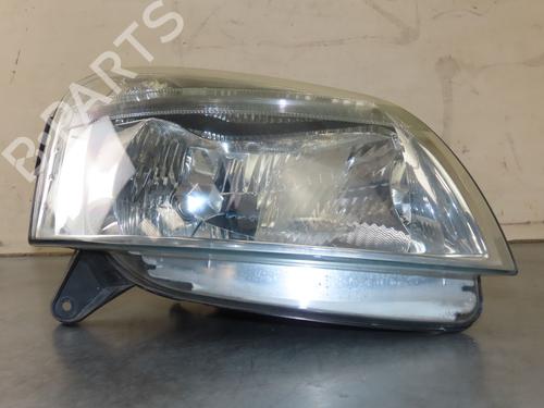 Used Right headlight Right headlight PEUGEOT PARTNER Box Body/MPV (5_, G_) 1.9 D (69 hp) 34710022 34710022