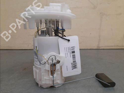 Used Fuel pump PEUGEOT 208 I (CA_, CC_) 1.2 PureTech 82 (82 hp) 15671689