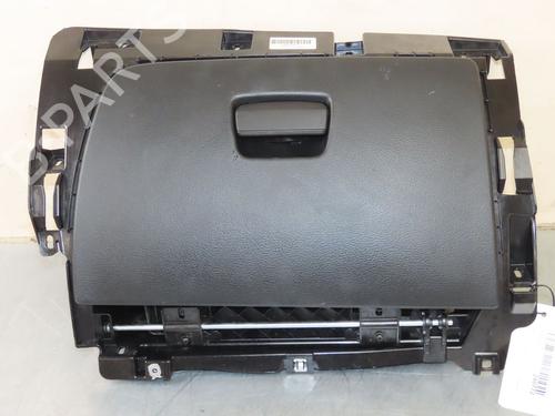 Used Glove box BMW X1 (E84) sDrive 20 d (184 hp) 18731664
