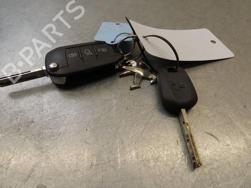 Used Ignition barrel PEUGEOT 208 I (CA_, CC_) 1.2 VTI 82 (82 hp) 24831584
