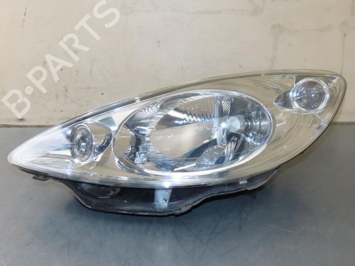 Used Left headlight PEUGEOT 1007 (KM_) 1.4 HDi (68 hp) 30502316