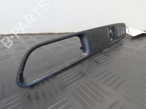 Used Left front window switch RENAULT CLIO IV (BH_) 1.5 dCi 75 (75 hp) 23158710