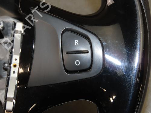 Steering wheel RENAULT CLIO IV (BH_) 1.5 dCi 90 | BP27470663C49