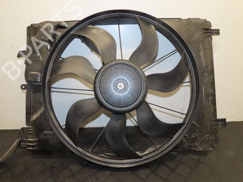Used Radiator fan MERCEDES-BENZ GLA-CLASS (X156) GLA 200 CDI / d (156.908) (136 hp) 30767213