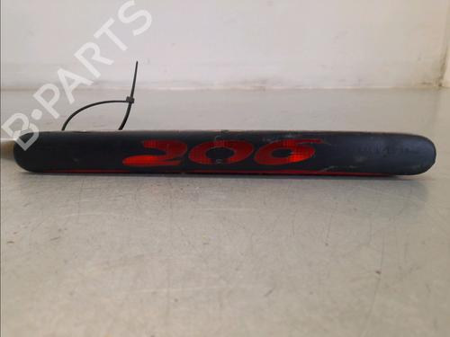Luz central de freno PEUGEOT 206 Hatchback (2A/C) 1.4 HDi eco 70 | BP30556692L11