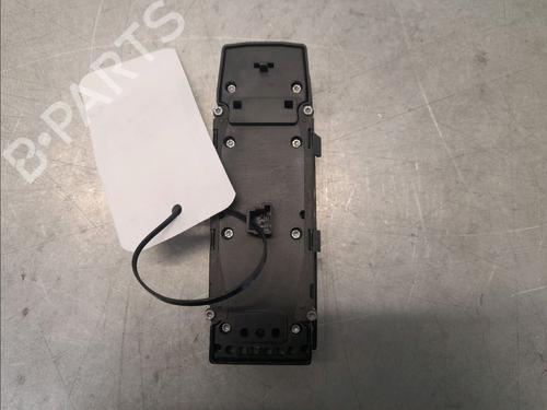 Left front window switch MERCEDES-BENZ A-CLASS (W176) A 160 (176.041) | BP29985866I27