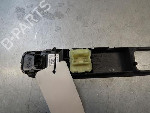 Used Left front window switch RENAULT CLIO IV (BH_) 1.5 dCi 75 (75 hp) 24817526
