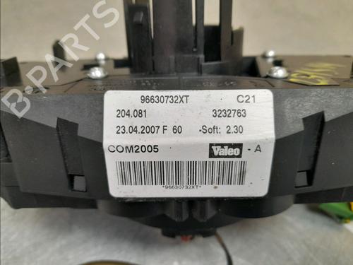 Used Steering column stalk PEUGEOT 207 (WA_, WC_) 1.4 HDi (68 hp) 16164773