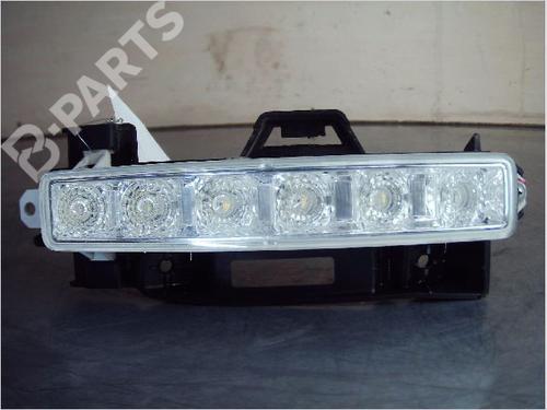 Used Left front fog light Left front fog light PEUGEOT 108 1.0 VTi (69 hp) 10683051 10683051