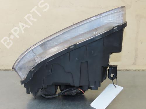 Right headlight KIA CARENS II MPV (FJ) 2.0 CRDi | BP17133865C29 