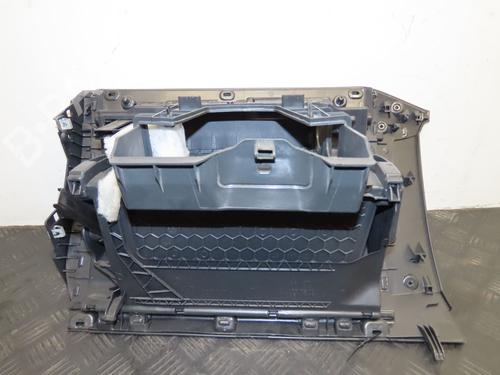 Glove box VW POLO VI (AW1, BZ1, AE1) 1.0 TSI | BP31575753C95 