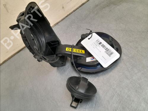 Fuel flap PEUGEOT 308 SW II (LC_, LJ_, LR_, LX_, L4_) 2.0 BlueHDi 150 | BP14944478C131