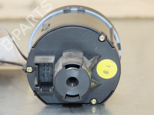 Commande de phare VW TOUAREG (7LA, 7L6, 7L7) 3.0 V6 TDI (225 hp) 27393267