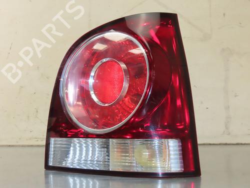 Højre baglygte VW POLO IV (9N_, 9A_) 1.4 TDI (70 hp) 30188432
