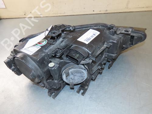 Lyskaster venstre AUDI A4 B8 Avant (8K5) 3.0 TDI quattro (245 hp) 29551730