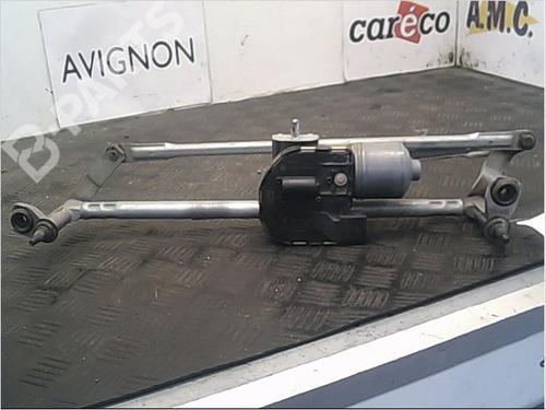 Used Front wiper motor VW GOLF VI (5K1) 1.4 TSI (122 hp) 9406799